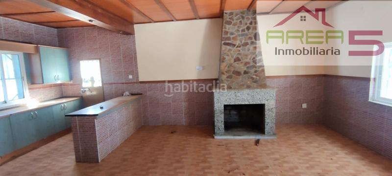 Foto ed1c5045-6755-48cf-9ca2-9ed26000db4e. Chalet with fireplace pool in pedanías de Badajoz Badajoz