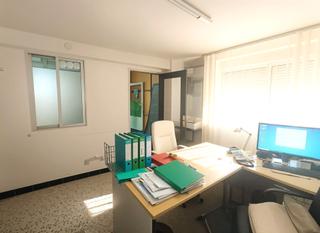 Fabrikhalle in Guareña. Nave industrial en venta en guareña