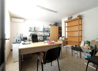 Capannone industriale in Guareña. Nave industrial en venta en guareña