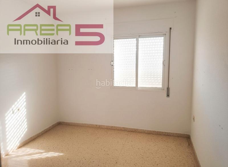 Foto 2c49f3f0-f513-43b7-b7cd-0579f6397cf4. Appartamento in Santos de Maimona (Los)