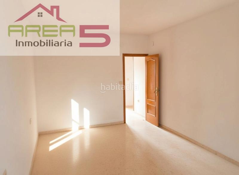 Foto 838f2013-8f31-4315-869d-394d6271054c. Appartamento in Santos de Maimona (Los)