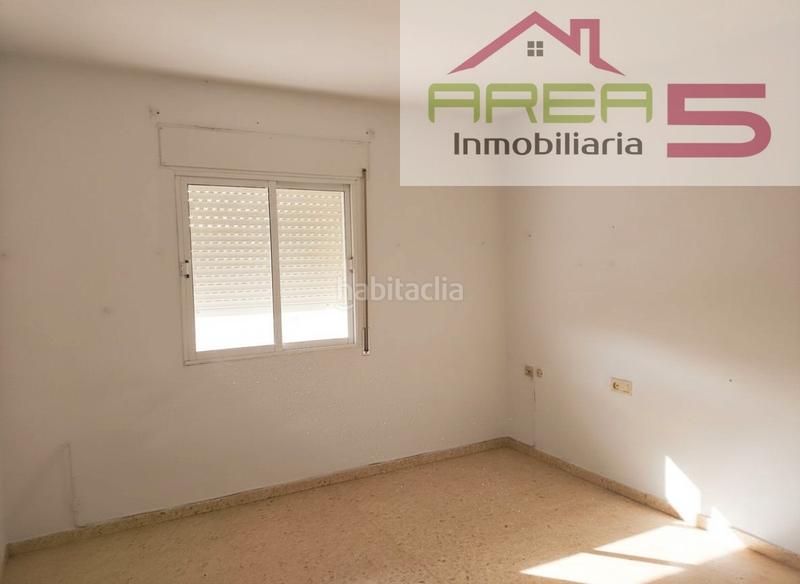 Foto b12f13f0-b591-4633-85cb-f79335793f50. Appartamento in Santos de Maimona (Los)