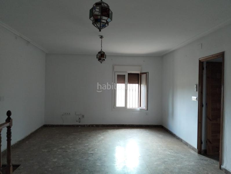 Foto 697b4f43-5038-4aa0-a1ca-8546e4d478ac. Chalet con camino parcheggio piscina in Campus Universitario Cáceres