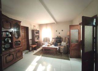 Casa adossada a Trujillo. Edificio en venta en la zona centro de trujillo