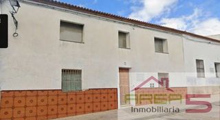 Maison à Villagarcía de la Torre. Casa villagarcia de la torre- badajoz obra en construccion