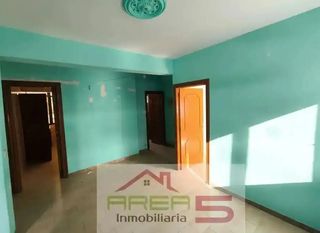 Flat en Calle cajigal 19. Piso de 3 dormitorios en almendralejo, excelente ubicaci�n