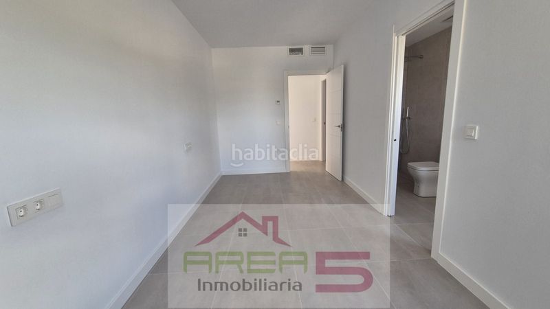 Foto 78cd6eb3-95ed-490b-913d-62436c11e40f. Àtic amb calefacció piscina a Oeste Mérida