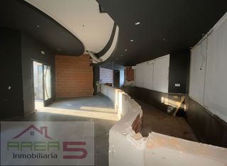 Geschäftsraum in Don Benito. Local comercial don benito con terraza privativa