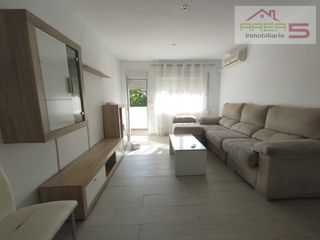 Location Appartement  Calle don benito 4. Piso alquiler zona bodegones