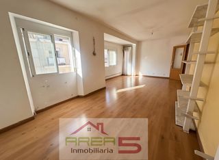 Pis a Villanueva de la Serena. Piso en venta en pleno centro de villanueva de la serena