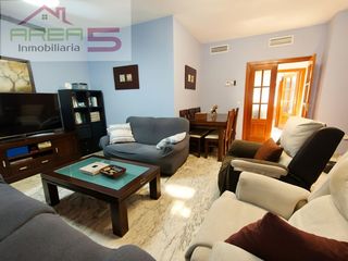 Flat in Sur