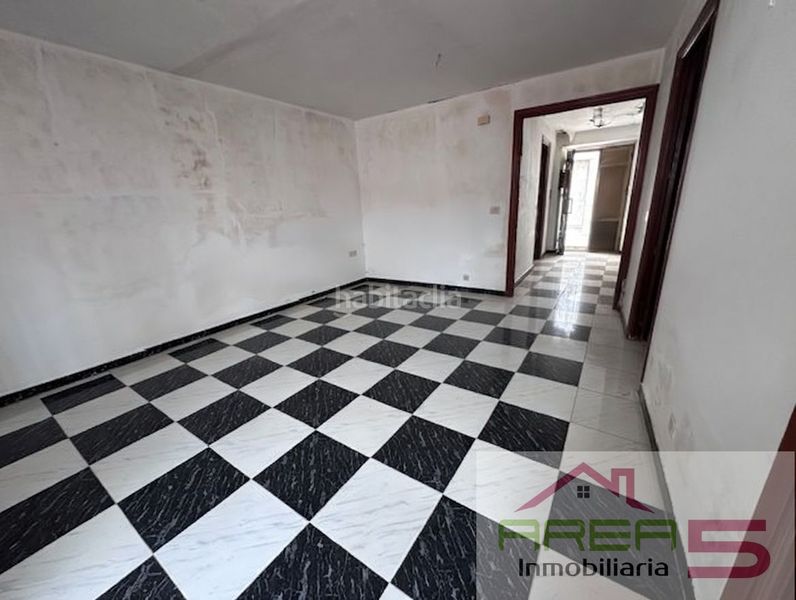 Foto 414b6cab-bdae-4b2e-8092-4abcd8f44c3f. Casa a Campanario
