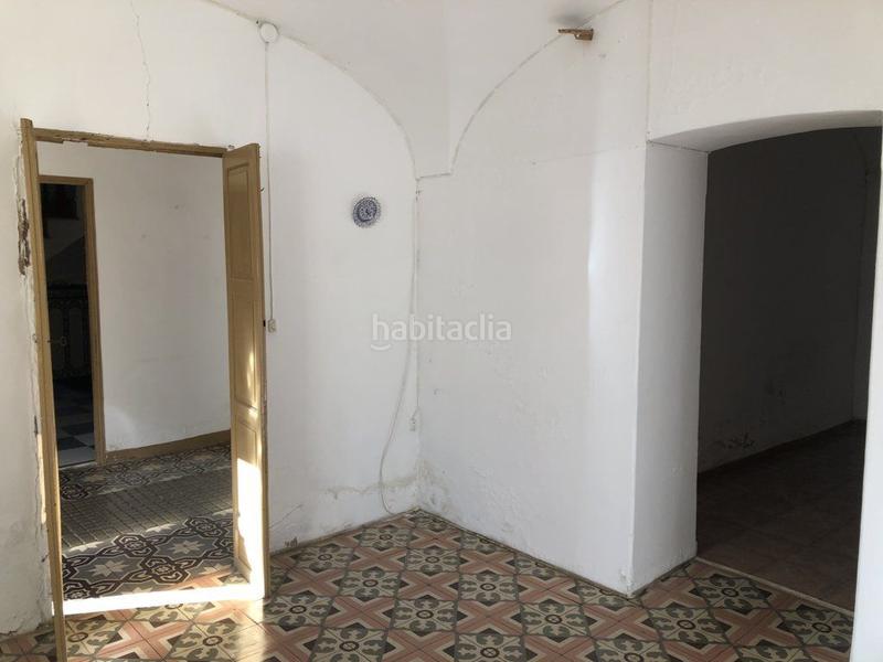 Foto 65146a40-7432-45c6-9ea1-357162f5f39e. Casa adossada amb aparcament a Garrovilla (La)