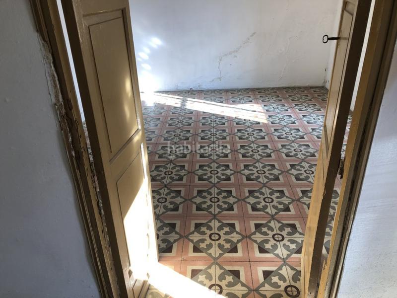 Foto 7c7cb4f9-0537-4a69-a2b8-bbb4514a9bf1. Casa adossada amb aparcament a Garrovilla (La)