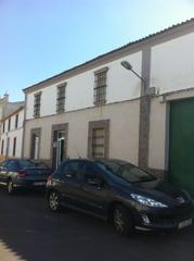 Maison à Valdetorres. Casa-adosada-chalet-valdetorre-barata