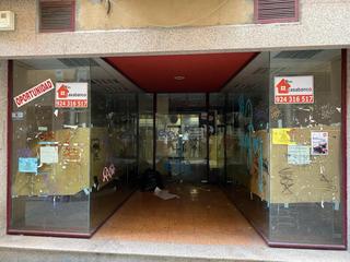 Local commercial à Calle pedro isidro 8. Local en calle pedro isidro, plasencia