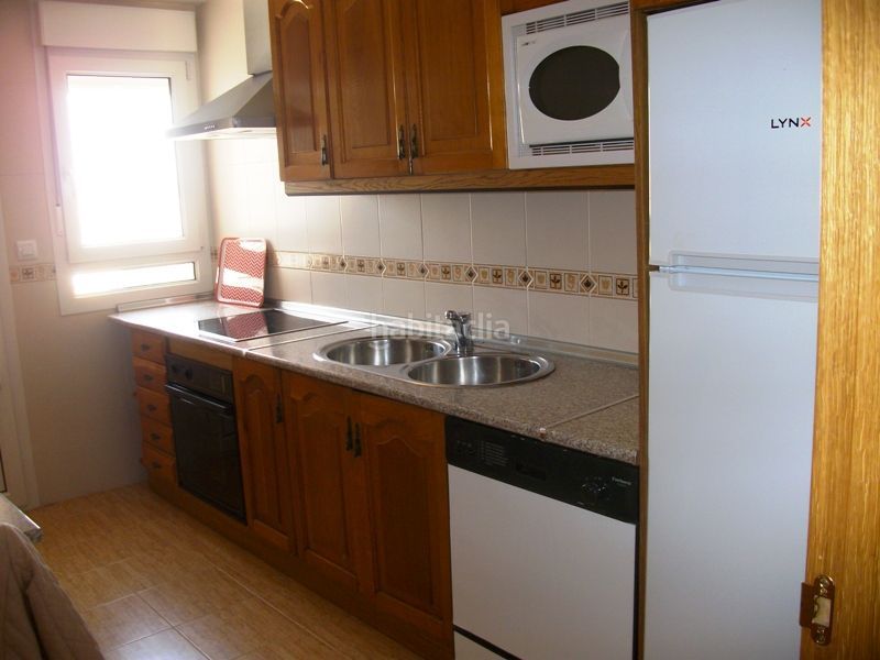Foto 918d1328-31c7-4d5c-bdb3-a326f53cdc2c. Lloguer apartament amb calefacció aparcament piscina a Mérida