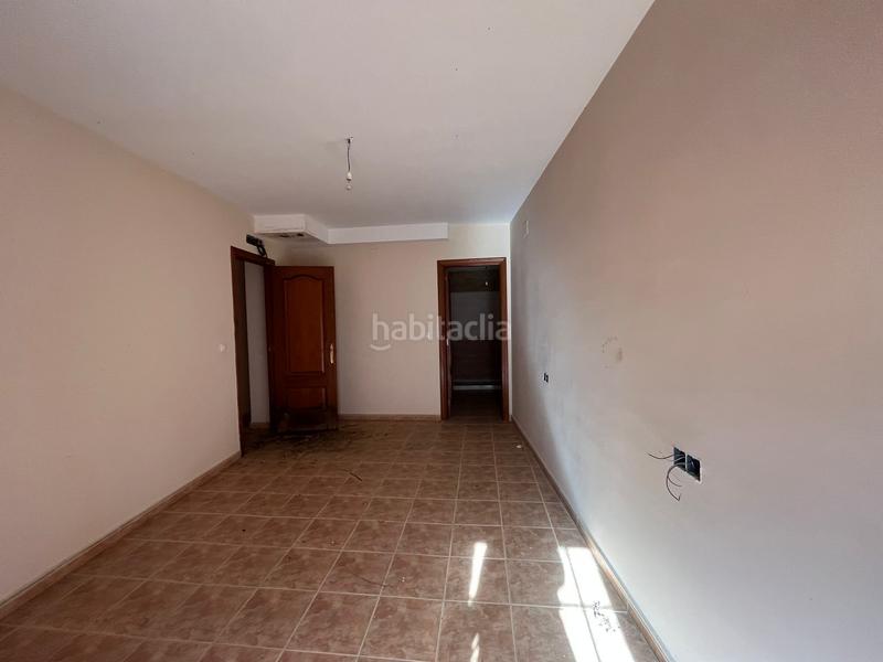 Foto acdda5ce-285d-4adb-87cd-f879db2ab798. Duplex avec parking piscine dans Casar de Cáceres