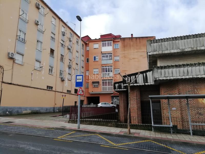 Foto d074f56a-9b63-4c65-a21a-fbfdb466b207. Pis amb aparcament a Zona Sur - Av. De España - San Miguel Plasencia