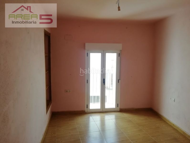 Foto c9c828d1-36cc-4041-b218-6ea183f624e5. Casa a Serradilla