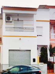 Maison à Calle virgen de guadalupe 4. Venta de casa en monterrubio de la serena