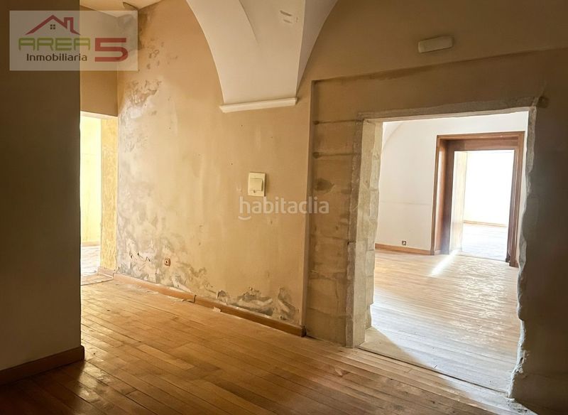 Foto a8eeecbe-cd9d-4d98-983d-3129dfc952f3. Edificio hotel en venta con historia de conquistadores ideal como inversión en una población llena de encanto. en Trujillo