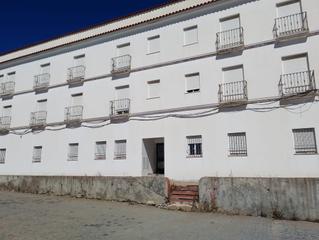 Edifici a Llerena. Edificio en construcción en llerena (badajoz)