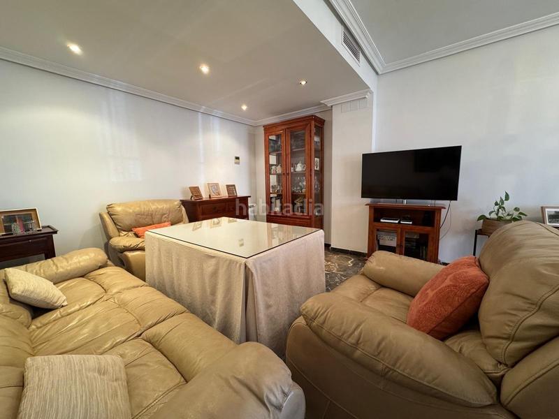 Foto 255bc28a-bf36-49f1-85bf-29e369d9a074. Maison jumelée avec chauffage parking dans Valdepasillas - La Paz - Huerta Rosales Badajoz