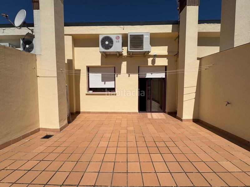 Foto 421e8e2b-f43b-4d68-84d8-a5db9b13fe8b. Maison jumelée avec chauffage parking dans Valdepasillas - La Paz - Huerta Rosales Badajoz