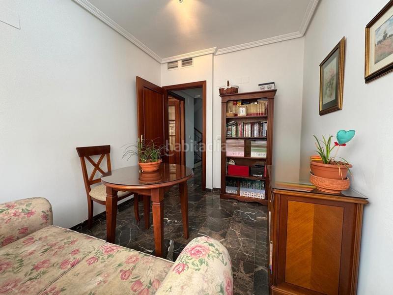 Foto 9941792c-5660-4721-b8c0-207be1c1d160. Maison jumelée avec chauffage parking dans Valdepasillas - La Paz - Huerta Rosales Badajoz