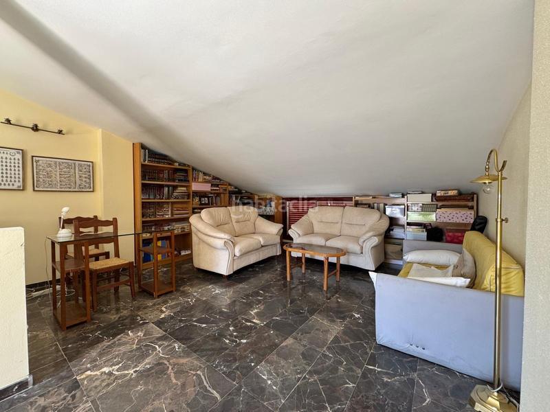 Foto e486193a-8a22-4b34-b49d-a9c7b26408bd. Maison jumelée avec chauffage parking dans Valdepasillas - La Paz - Huerta Rosales Badajoz