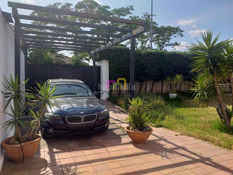 Foto 9576e5d3-7dca-4ae3-b848-5c655f1880d2. Casa bifamiliare con riscaldamento parcheggio piscina in Badajoz