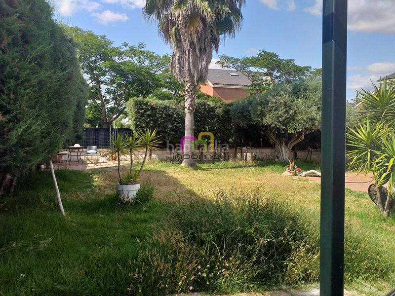 Foto bf98ba7c-4653-4fca-8f3e-dc2f34ca2d20. Casa bifamiliare con riscaldamento parcheggio piscina in Badajoz