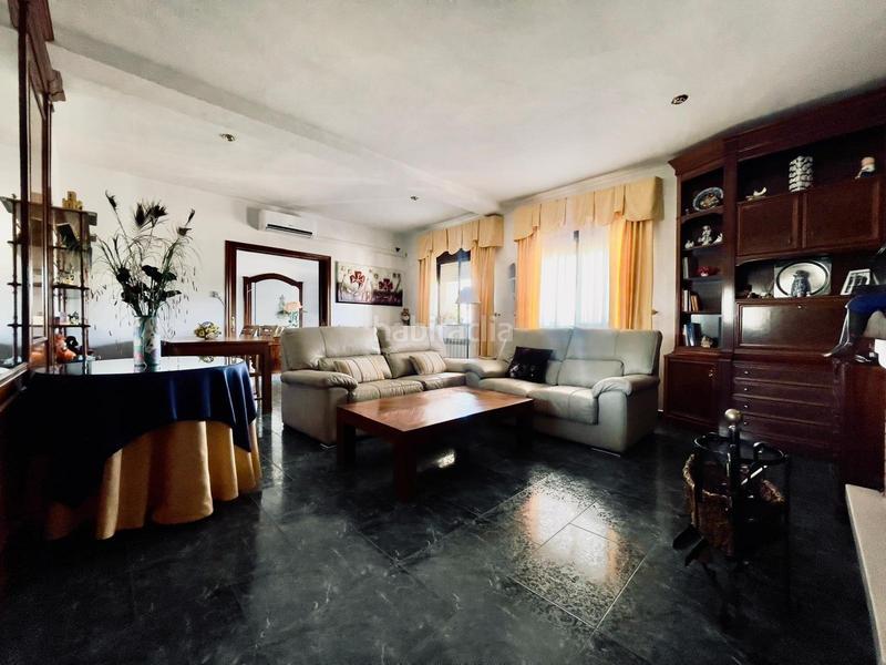 Foto 35c7528f-9ebc-449c-9eaf-9dc5cdedb78f. Casa amplio chalet con parcela de ensueño en Carretera de Sevilla - Los Montitos Badajoz