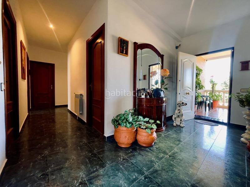 Foto 928f3d25-7a4a-4c48-95e7-064c374d3d40. Casa amplio chalet con parcela de ensueño en Carretera de Sevilla - Los Montitos Badajoz