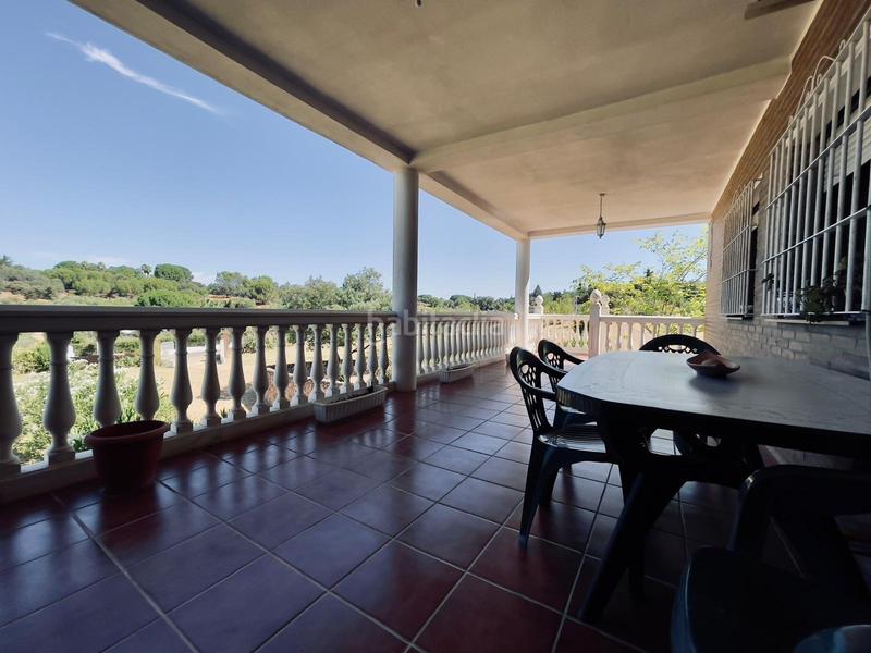 Foto a257f8f0-b41c-461a-b70c-2cdd8a2a2633. Casa amplio chalet con parcela de ensueño en Carretera de Sevilla - Los Montitos Badajoz