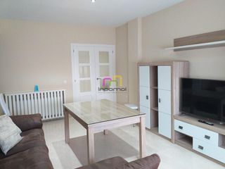 Location Appartement à Maria Auxiliadora - Barriada de Llera. Amplio y acogedor apartamento amueblado en el cerro del viento