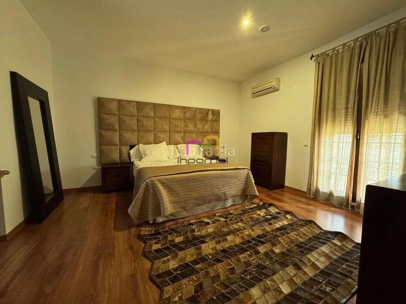 Foto 145e7dbb-5154-4bb5-b733-00f782ba0adb. Chalet exclusivo chalet independiente . en Las Vaguadas Badajoz