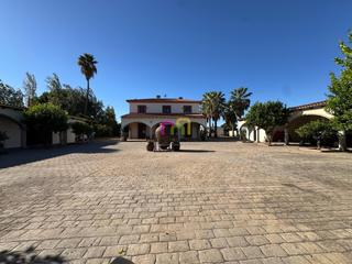 Chalet à Las Vaguadas. Exclusivo chalet independiente en badajoz .