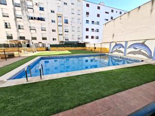 Apartament en La Estacin. Estupendo apartamento en badajoz con garaje y piscina