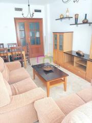 Alquiler Apartamento en Avenida Elvas. Estupendo apartamento en jardines del guadiana!!
