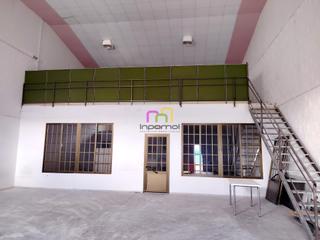 Fabrikhalle in La Estación. Nave totalmente acondicionada, en pol. industrial badajoz