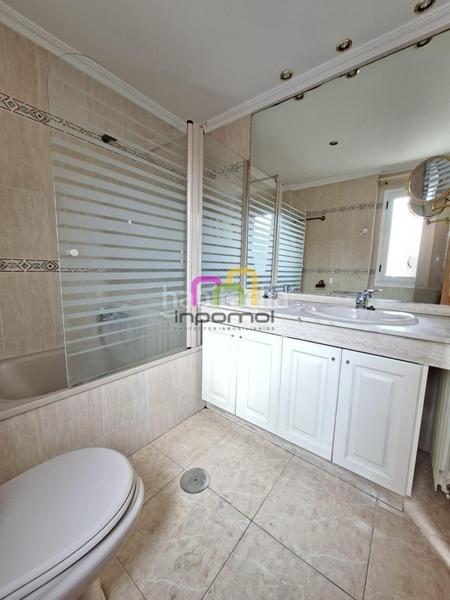 Foto 1089efa9-0f90-4744-9062-f15ab6309ed4. Casa adossada amb calefacció aparcament a Avenida Elvas Badajoz