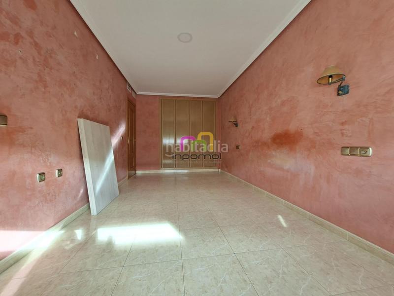 Foto 1afdf3bb-cf97-47a7-876e-747fea701b3c. Casa adossada amb calefacció aparcament a Avenida Elvas Badajoz