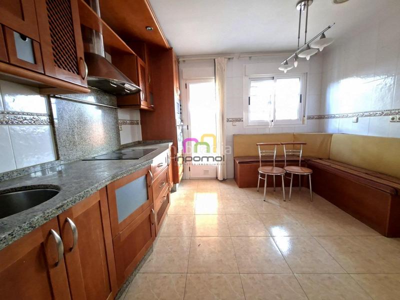 Foto 7647a4ee-24cf-421e-ae9f-584eaca708bf. Casa adossada amb calefacció aparcament a Avenida Elvas Badajoz