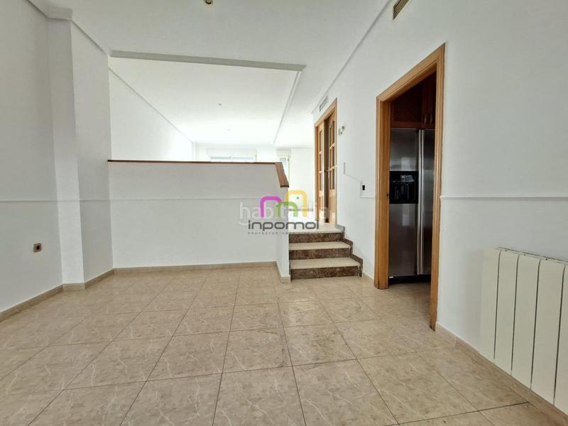 Foto d31f7af7-b058-4d8f-8d4b-ec6507c5ef96. Casa adossada amb calefacció aparcament a Avenida Elvas Badajoz