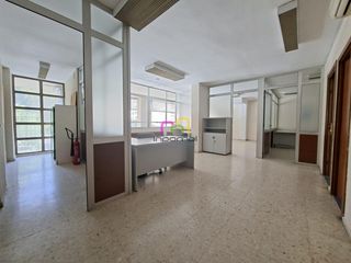 Oficina a Santa Marina. Oficina en venta en el centro de badajoz  con posibilidad de ada