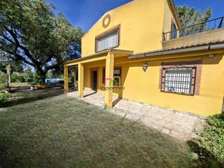 Masia a Carretera de Sevilla - Los Montitos. Encantadora parcela con casa en badajoz