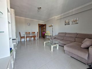 Location Appartement à Valdepasillas - La Paz - Huerta Rosales. Amplio y luminoso piso en alquiler  zona autopista, badajoz