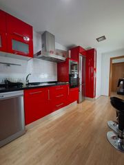 Flat in Maria Auxiliadora - Barriada de Llera. Amplio y luminoso piso en el cerro del viento, badajoz